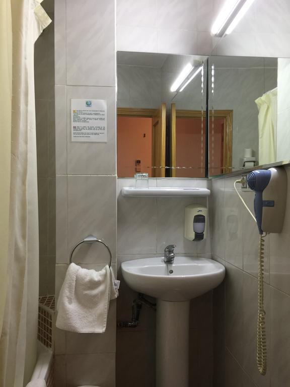 Hostal Juan De Austria II Aguadulce  Zimmer foto