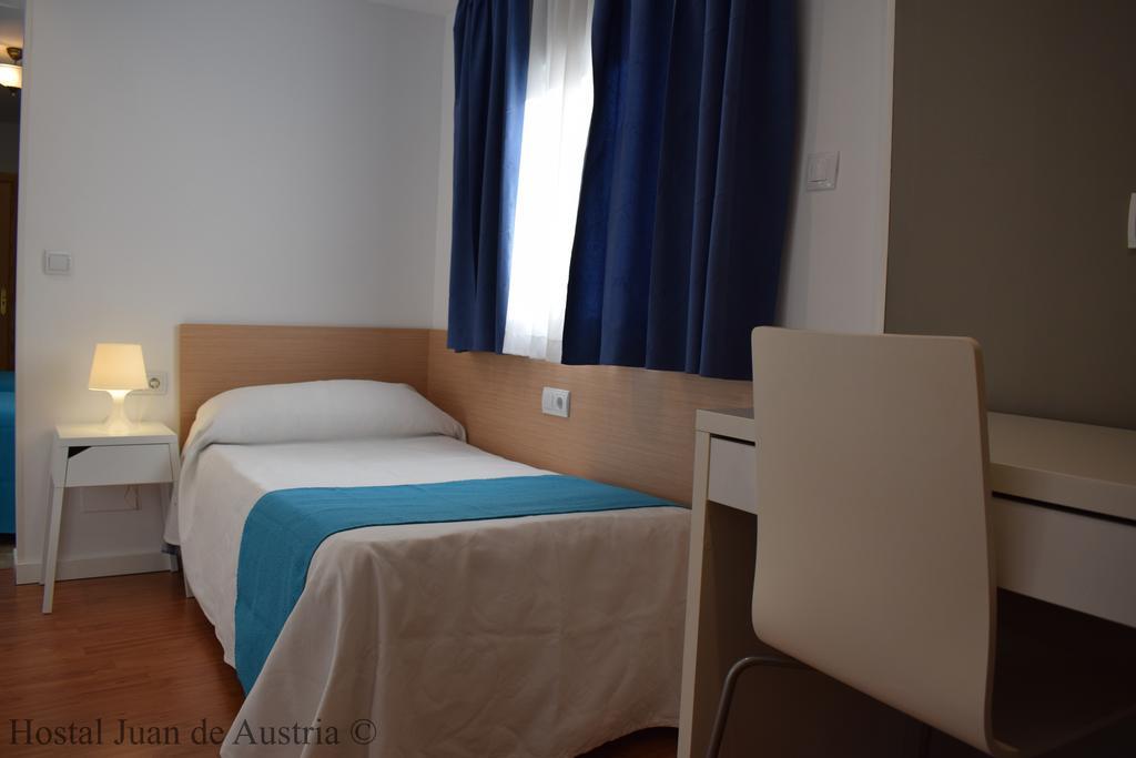 Hostal Juan De Austria II Aguadulce  Zimmer foto